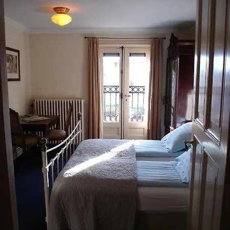 Brocante Alojamento de Acomodação e Pequeno-almoço 3*