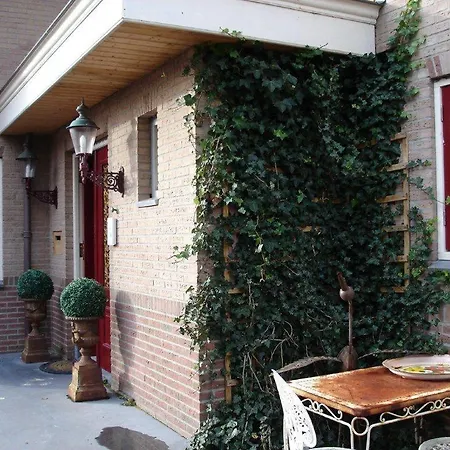 לינה וארוחת בוקר Brocante